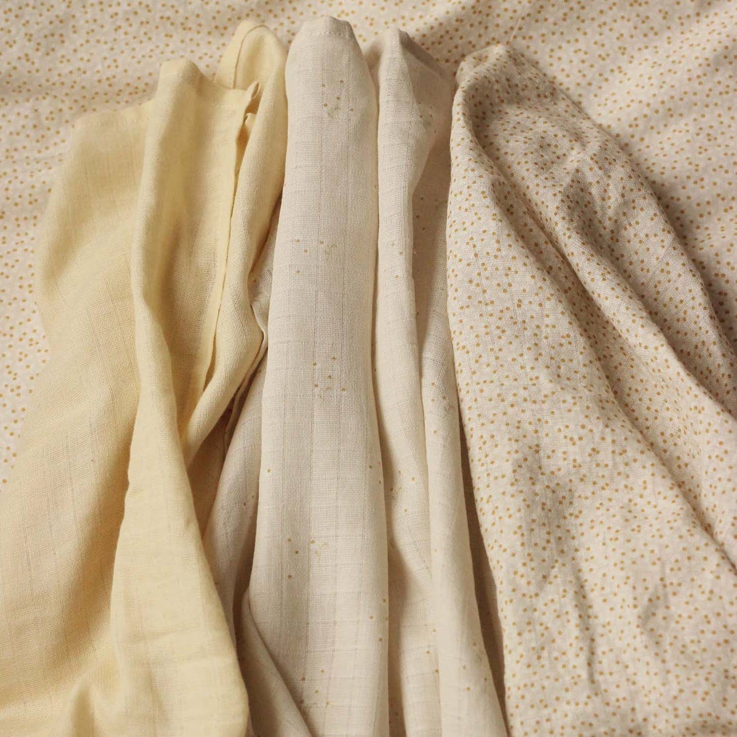Avery Row - Organic Baby Muslin Squares Set of 3 - Wild Chamomile