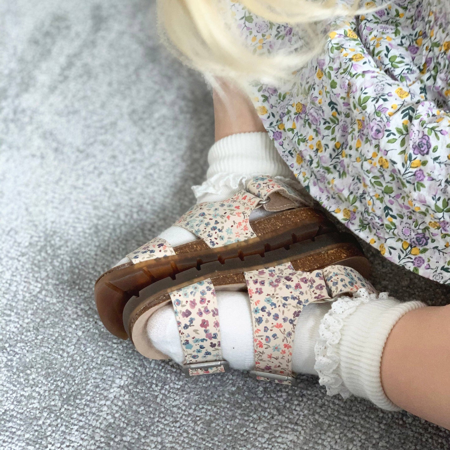 The Little Sock Company - 4-6 years Frilly Non-Slip Stay-On Baby and Toddler Socks - Pearl White