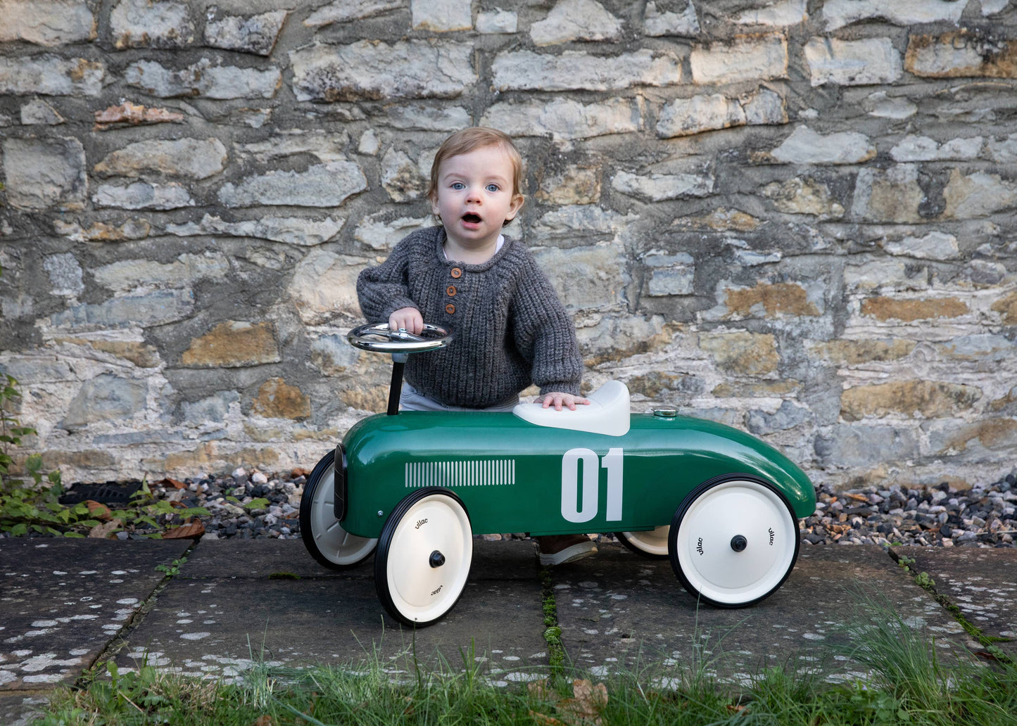 Hippychick - Vilal Metal British Racing Green Ride-On Car Vintage Style