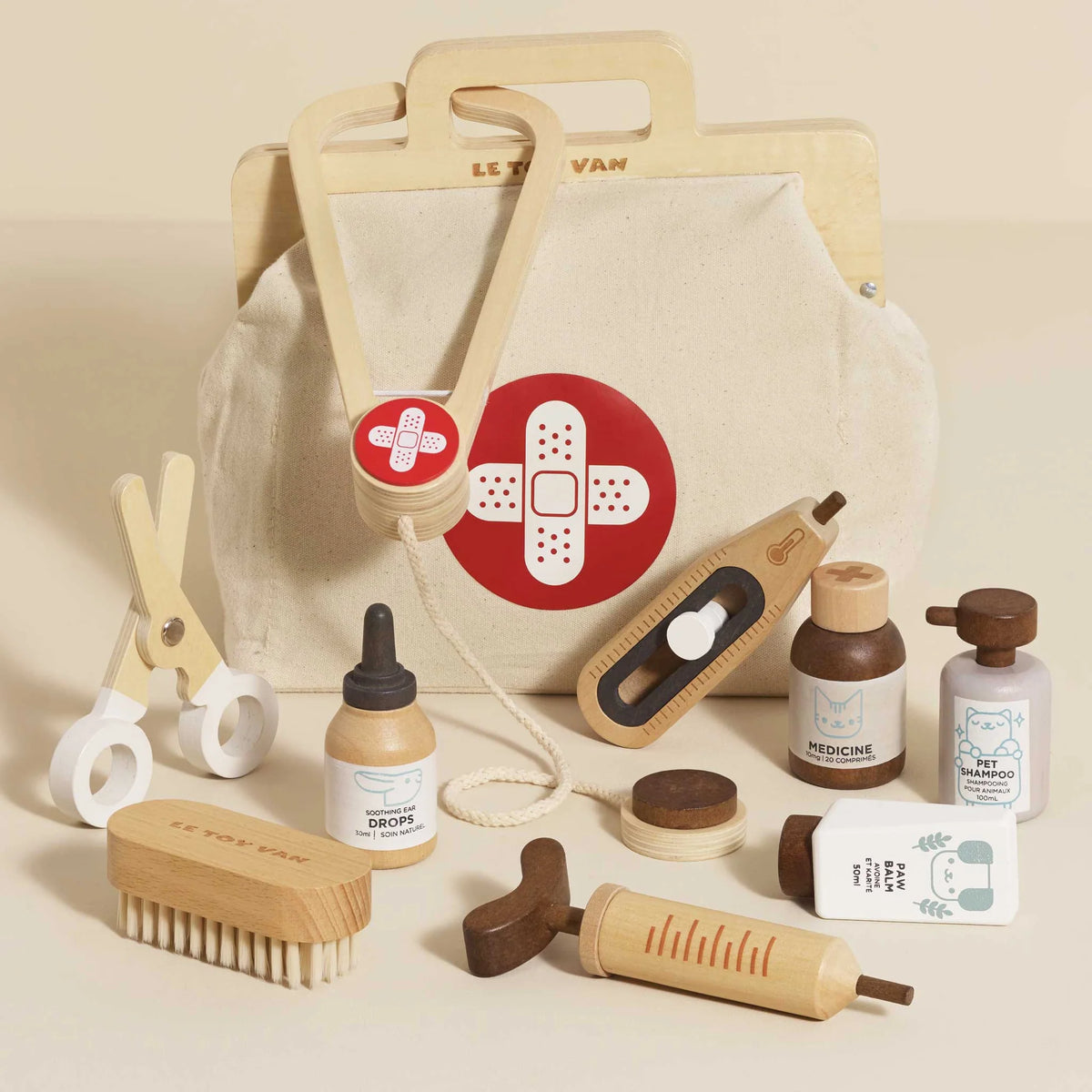 LE TOY VAN Animal Vet Set