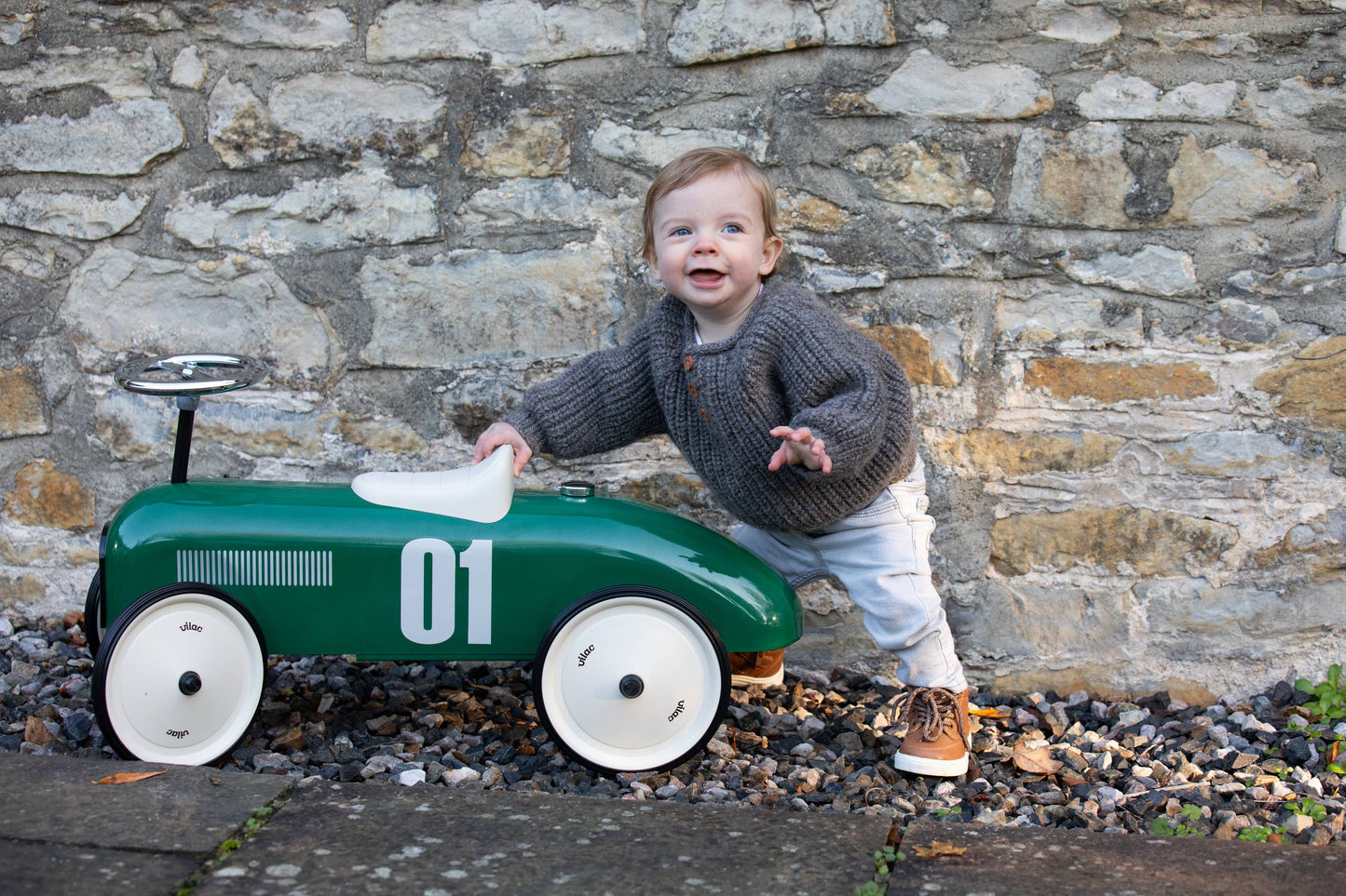 Hippychick - Vilal Metal British Racing Green Ride-On Car Vintage Style